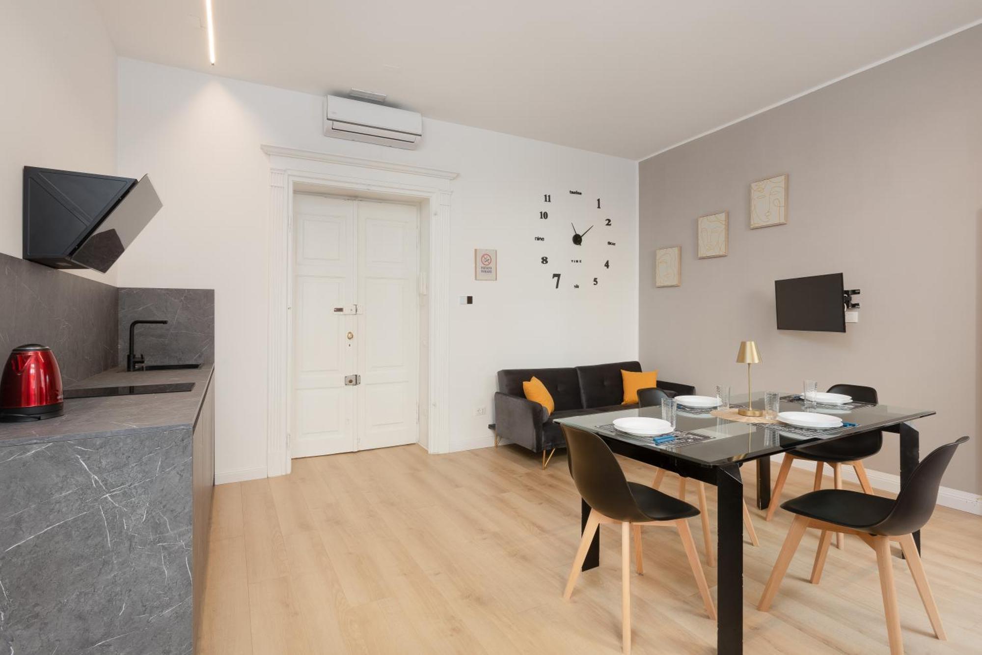 Snapstay Luxury Apartments In Centro A ترييستي المظهر الخارجي الصورة